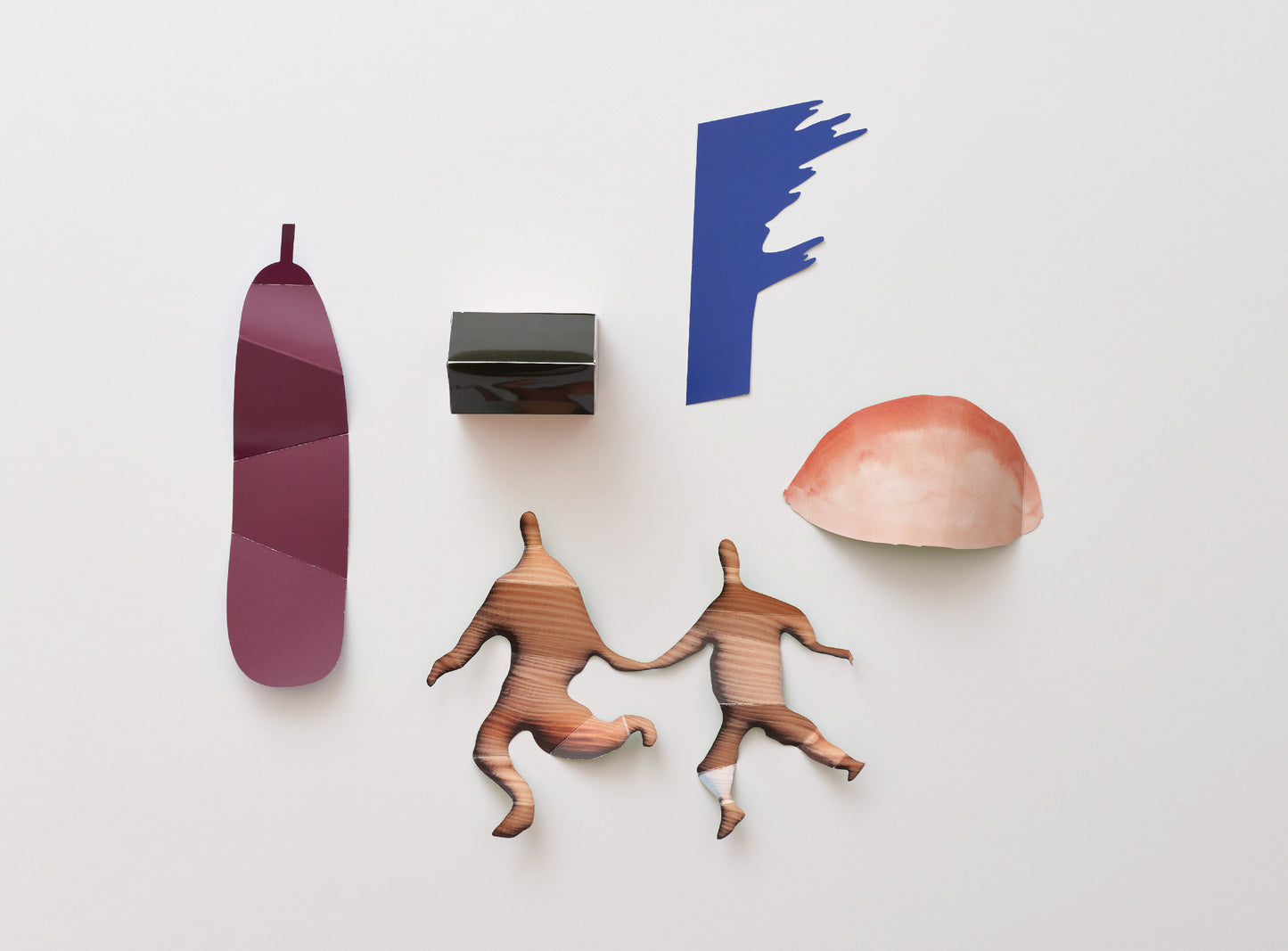 Friendly thoughts and indifferent faces